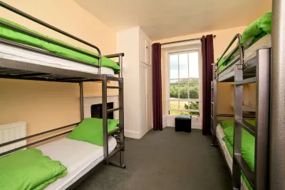 YHA Coniston Holly How Hotel dekat Tarn Hows
