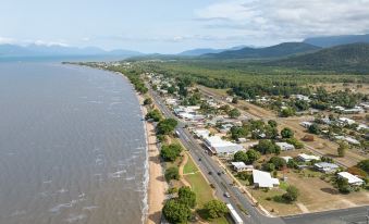 Cardwell Seascape Apartments