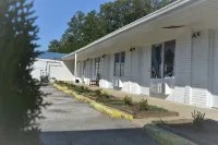 Royal Inn Hotels in McCreary County
