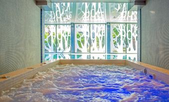 Palmon Bay Hotel & Spa