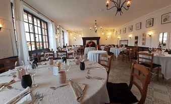 Logis- Hôtel & Restaurant le Montligeon