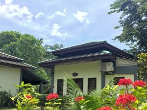 Khaolak Hillside Villa