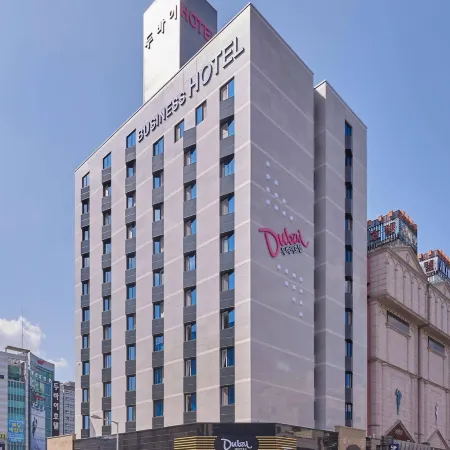 Dubai Hotel
