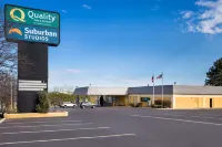 Quality Inn and Suites Fairgrounds - Syracuse - Pysäköinti