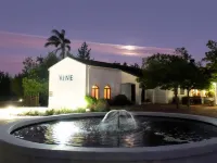 Vine Guesthouse - Villas