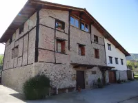 Agroturismo y Apartamentos Ondarre Hôtels à : Olaberria