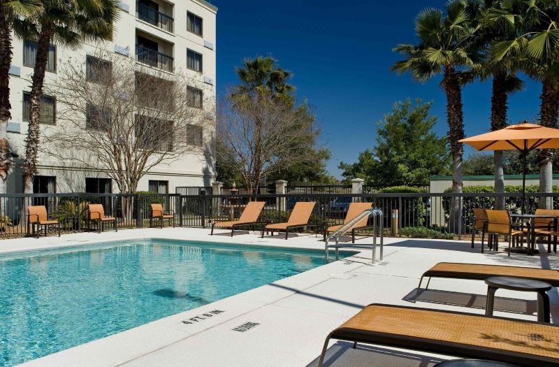 Courtyard Jacksonville Butler Boulevard photo 2