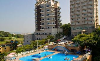 Oceanview Resortelのサムネイル