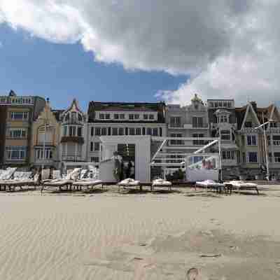 Hotel Merveilleux Côté Mer Hotel Exterior