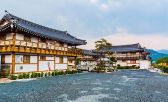 경주 서남산 한옥스테이 펜션