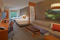 Hyatt Place Chapel Hill/Southern Village 채플힐 공공도서관 주변 호텔