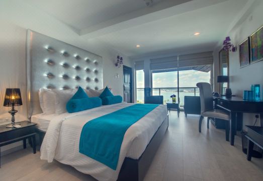 우나와투나 전경