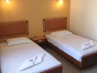 Phuluang Hotel Hotels near HomePro