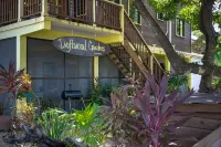 Driftwood Gardens Guesthouse Hotel a Independence