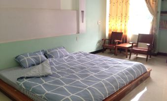 10Pm Hostel