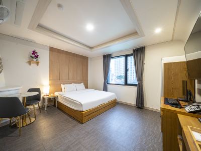 Changwon Masan Amor Hotel