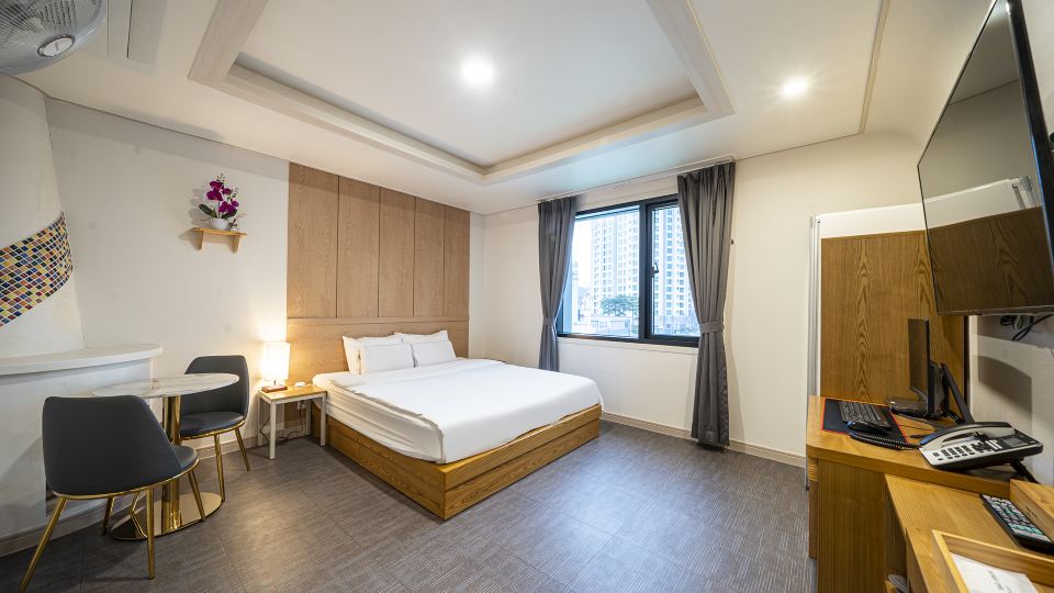 Changwon Masan Amor Hotel