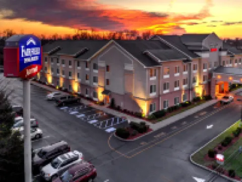 Fairfield Inn & Suites Edison-South Plainfield 愛迪生酒店