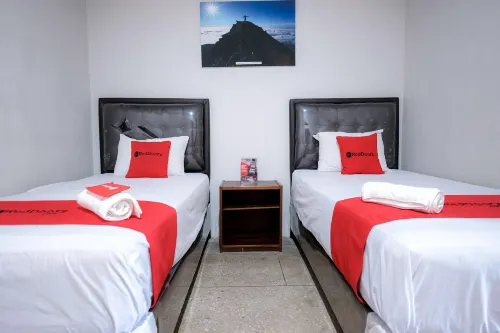 RedDoorz @ Cempaka Putih Jambi Hotel a Jelutung