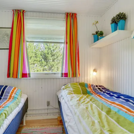"Dorith" - 400m from the Sea Hotels in Jerup