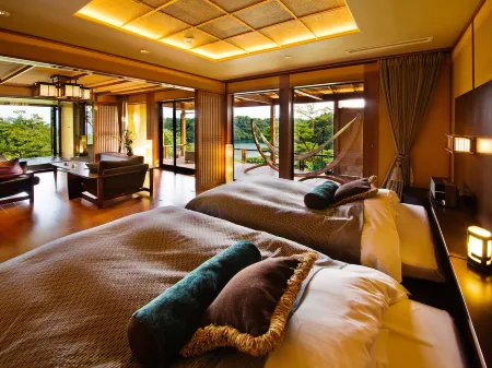 Noto Hyakurakusou Отели в г. Ното