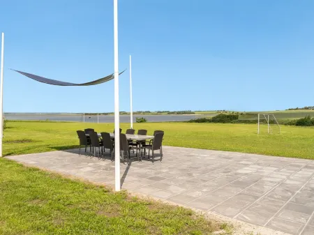 "Imilie" - 250m to the Fjord Отели в г. Redsted