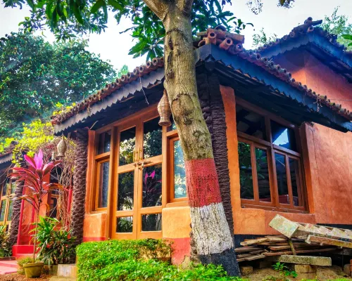 Resort Raktokorobi Karugram - Escape to Green Stay with Soul Hoteles en Distrito de Birbhum