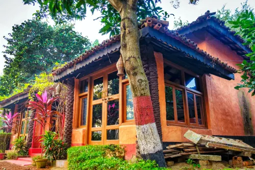 Resort Raktokorobi Karugram - Escape to Green Stay with Soul