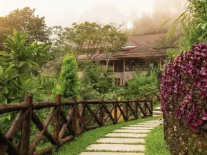 Taj Chia Kutir Resort & Spa Darjeeling
