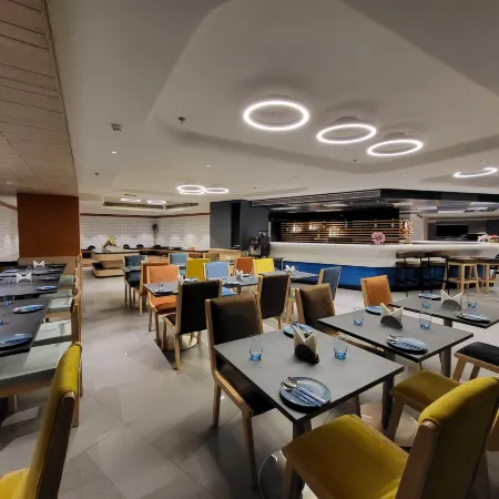 Holiday Inn Express & Suites JAIPUR GOPALPURA by IHG