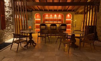 Dionysos 1789 Boutique Hotel