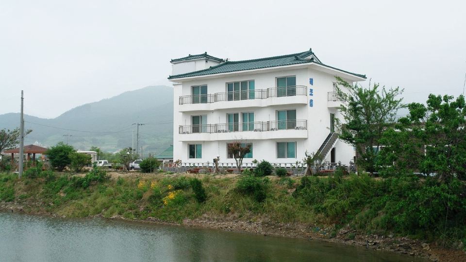 Buan Byeonsanbando Haejoeum Pension