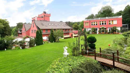 The Lakeside - Burghotel zu Strausberg Hotels in Märkisch-Oderland