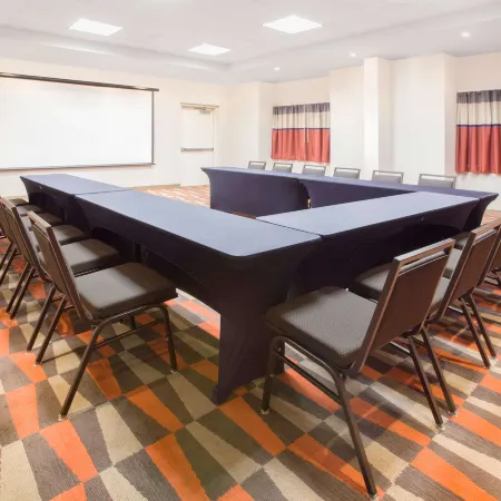 Microtel Inn & Suites by Wyndham Cuauhtemoc Campos Menonitas