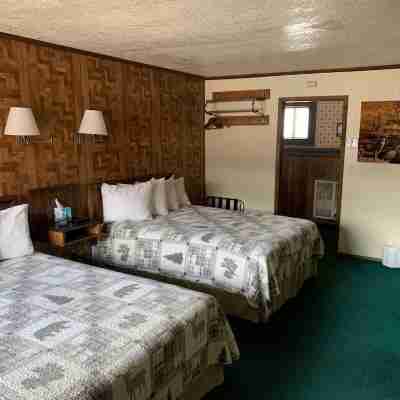 Ponderosa Lodge Rooms