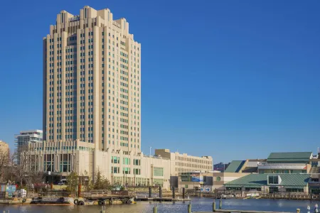 Hilton Philadelphia at Penn’s Landing Отели рядом с достопримечательностью «Аквариум Эдвенчер»