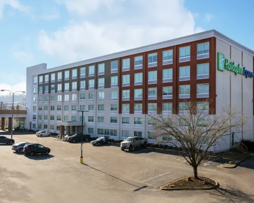 Holiday Inn Express CHARLESTON-CIVIC CENTER by IHG Hotels near State Museum