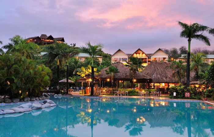 Outrigger Fiji Beach Resort