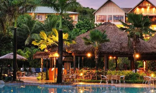 Outrigger Fiji Beach Resort