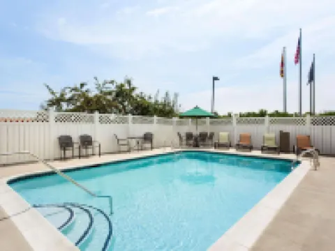 Country Inn & Suites by Radisson, Bel Air/Aberdeen, MD Hotels in Belcamp