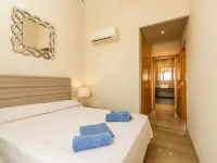 Golden Gardens Hotels in 