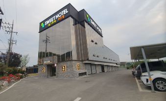 스위트 호텔 썸네일