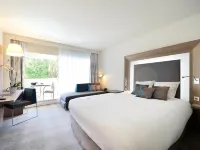 Novotel Avignon Nord Hotel a Entraigues-Sur-La-Sorgue