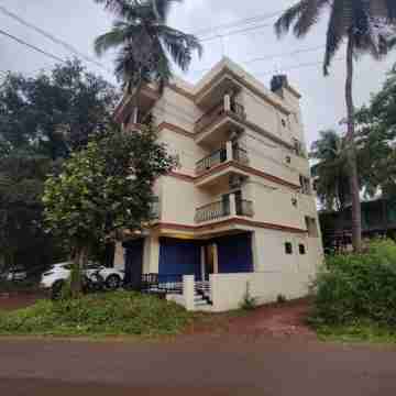 Blue Door Hotel Exterior