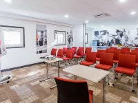 Ibis Bourges