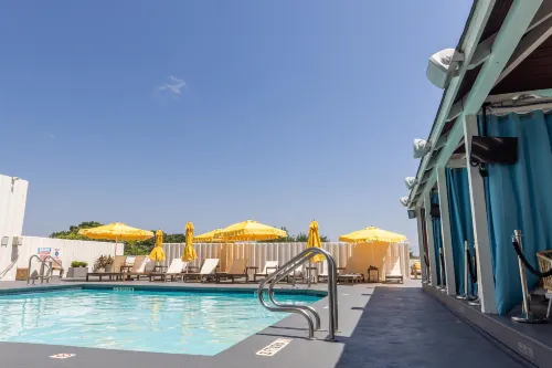 The Starling Atlanta Midtown, Curio Collection by Hilton - Pools