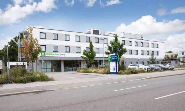 Holiday Inn Express Munich - Olympiapark by IHG