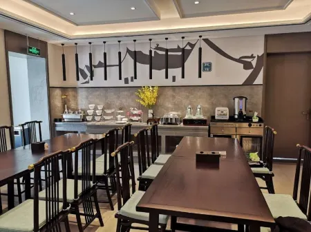 Beijing Jinlan Yunshe Boutique Homestay Отели рядом с достопримечательностью «Guishui Park»