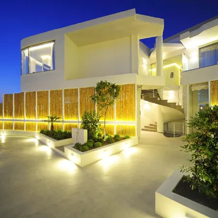 Dyo Suites