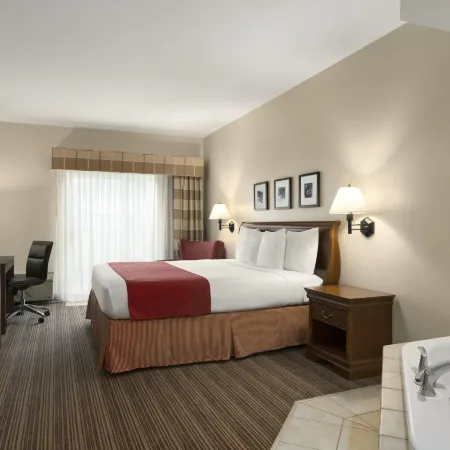 Country Inn & Suites by Radisson, Cedar Rapids Airport, IA